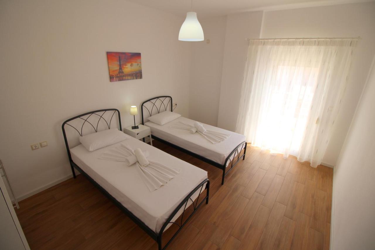 Nefeli Apartments Sarandë Buitenkant foto