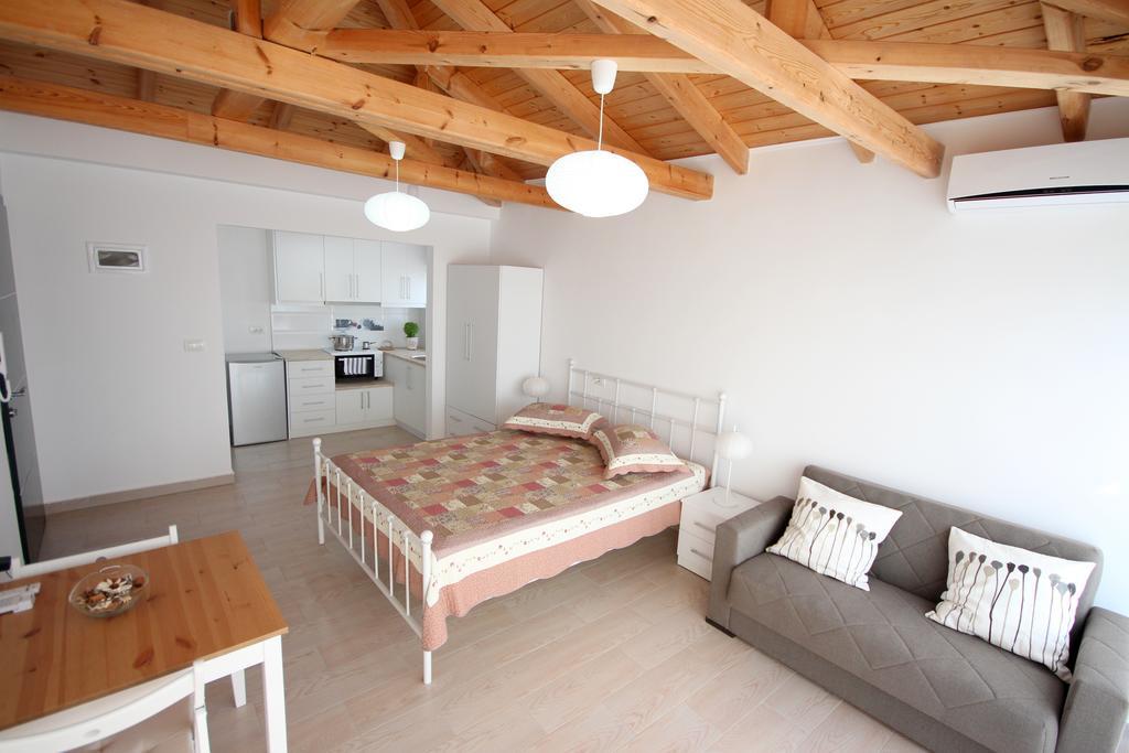 Nefeli Apartments Sarandë Buitenkant foto