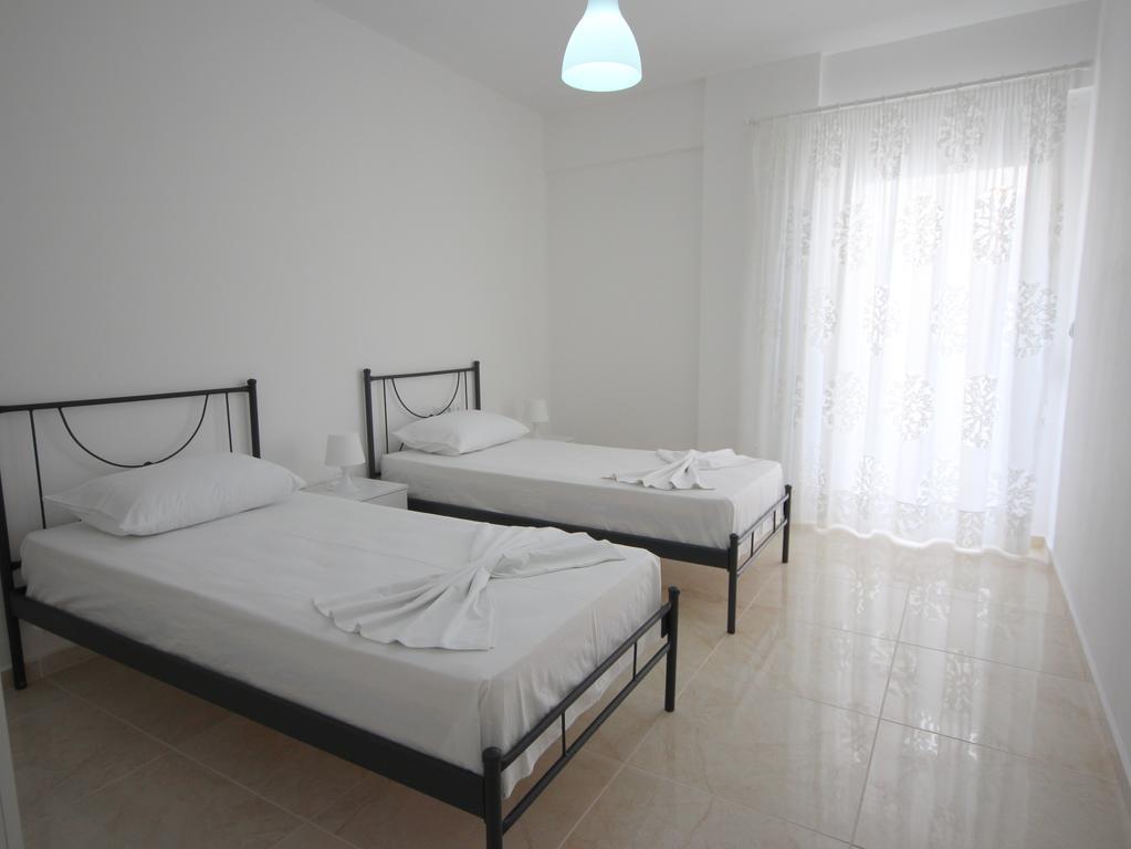 Nefeli Apartments Sarandë Buitenkant foto