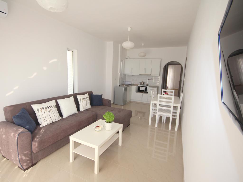 Nefeli Apartments Sarandë Buitenkant foto